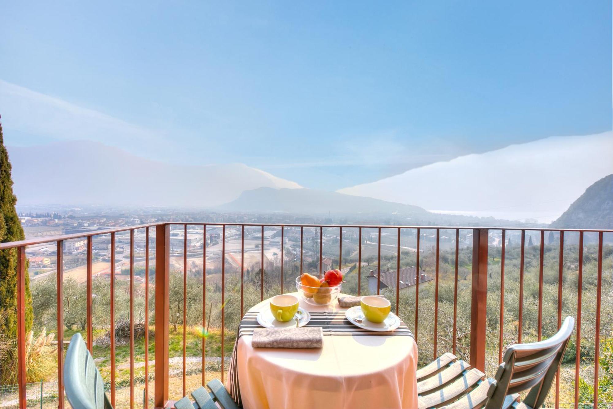 ריבה דל גארדה Lake View Dom-Us Apartment - Happy Rentals מראה חיצוני תמונה